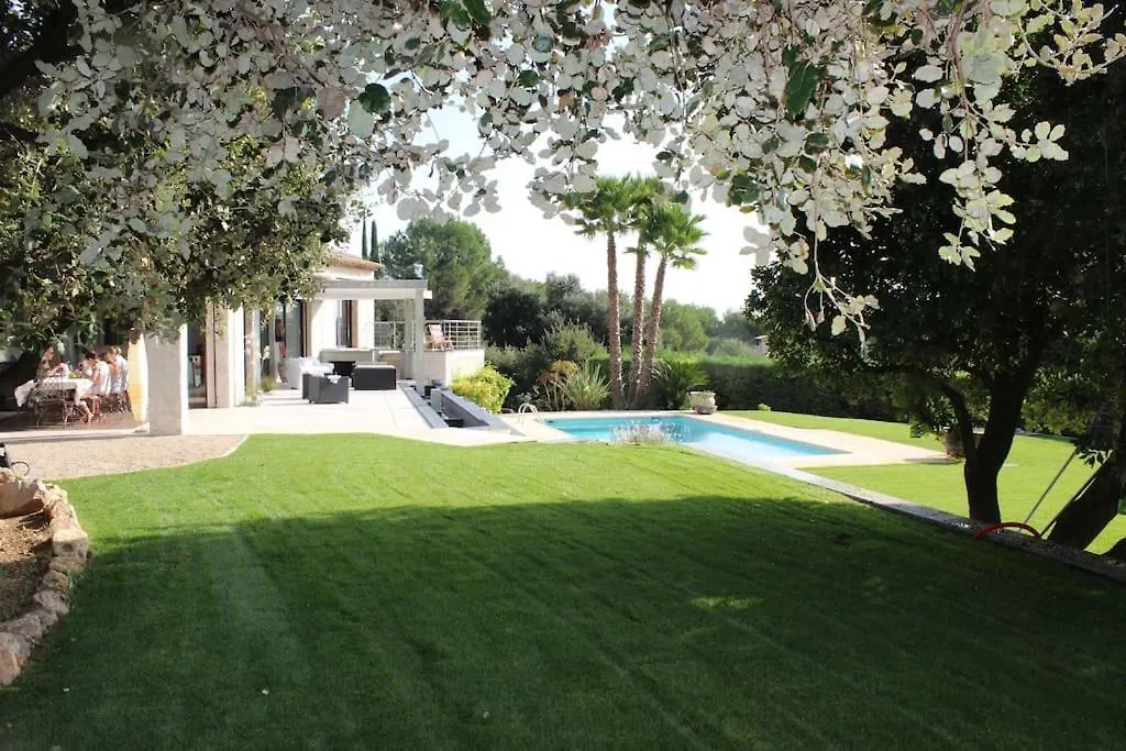 Luxurious Villa 4 Bedrooms In Secluded Area, Swimming Pool Valbonne