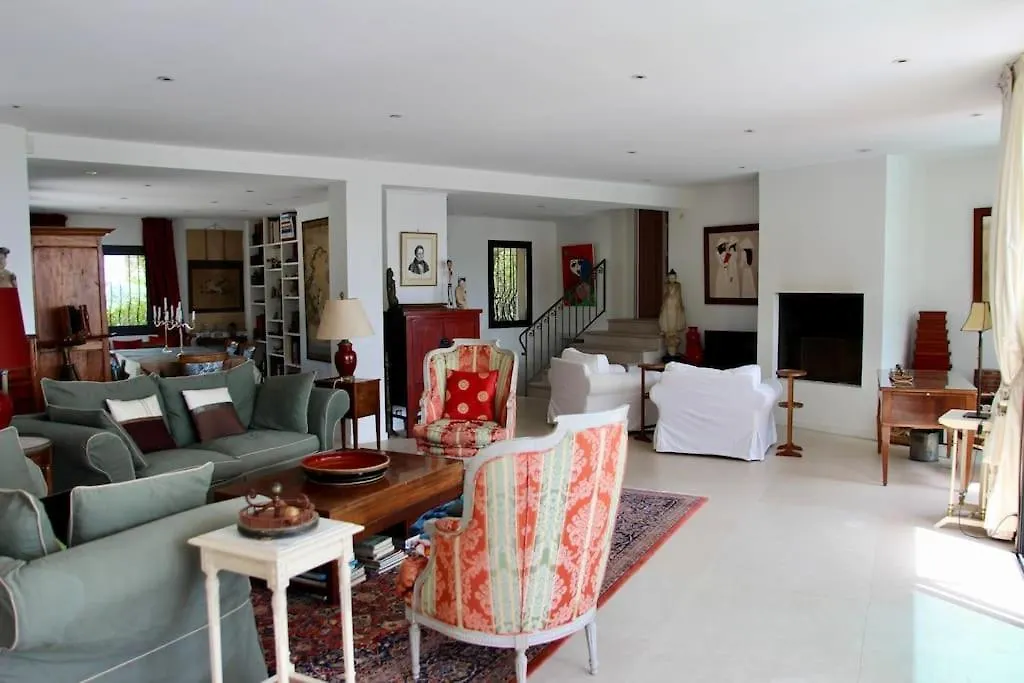 Luxurious Villa 4 Bedrooms In Secluded Area, Swimming Pool Valbonne